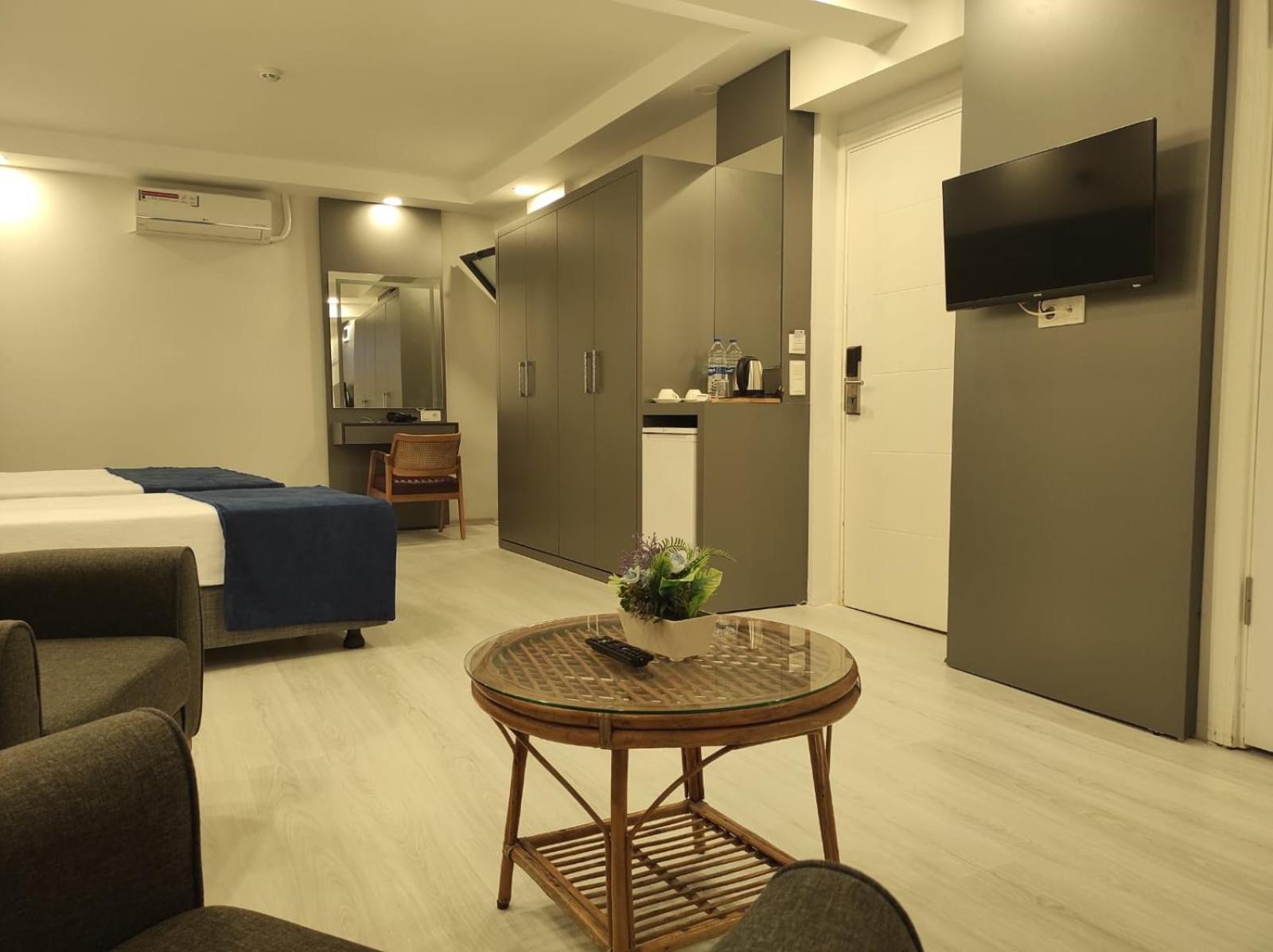 Hotel Esve Istanbul Bagian luar foto